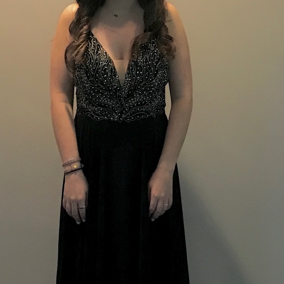 Formal, sequenced beaded spaghetti strap dress. - Picture 5 of 5